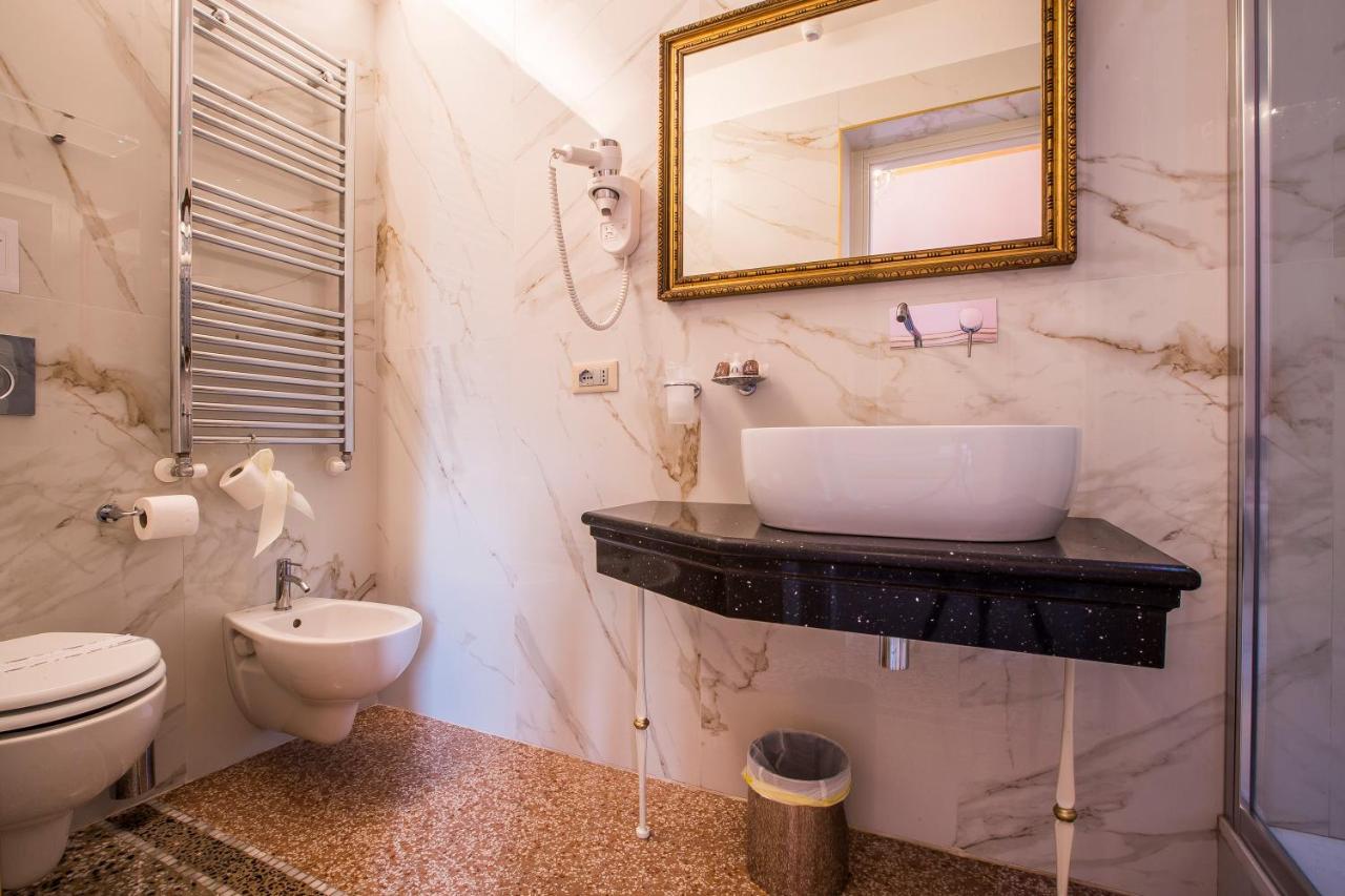 Pensión Trastevere Royal Trilussa 4*